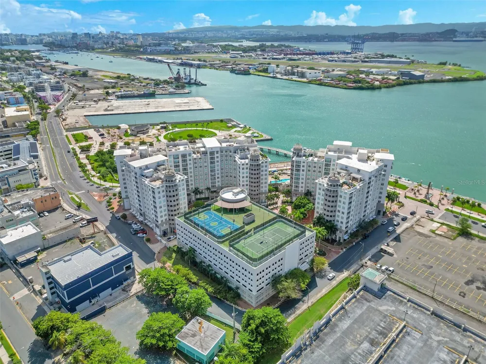 Cond Capitolio Plaza CALLE DEL MUELLE #21007 San Juan, PR 00901