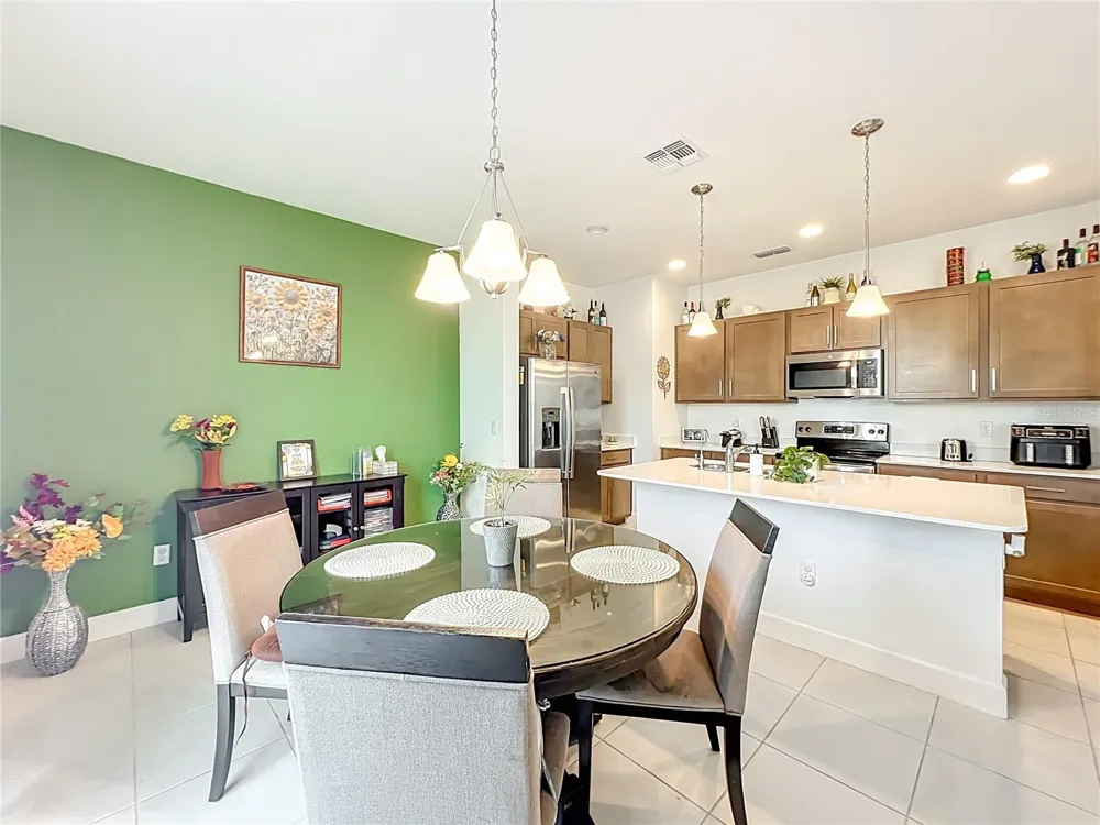 1371 CAPTIVA COVE Sanford, FL 32771