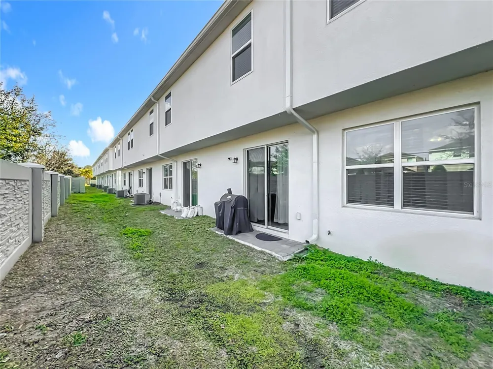 1371 CAPTIVA COVE Sanford, FL 32771