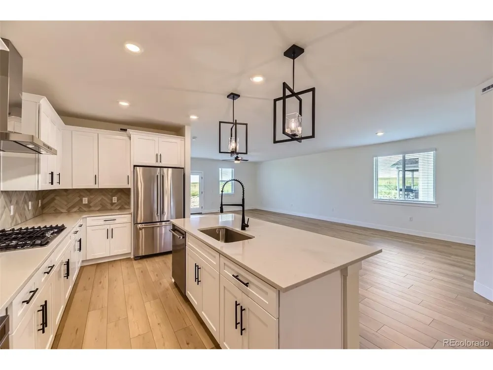 5459 Westin Hills Drive Elizabeth, CO 80107