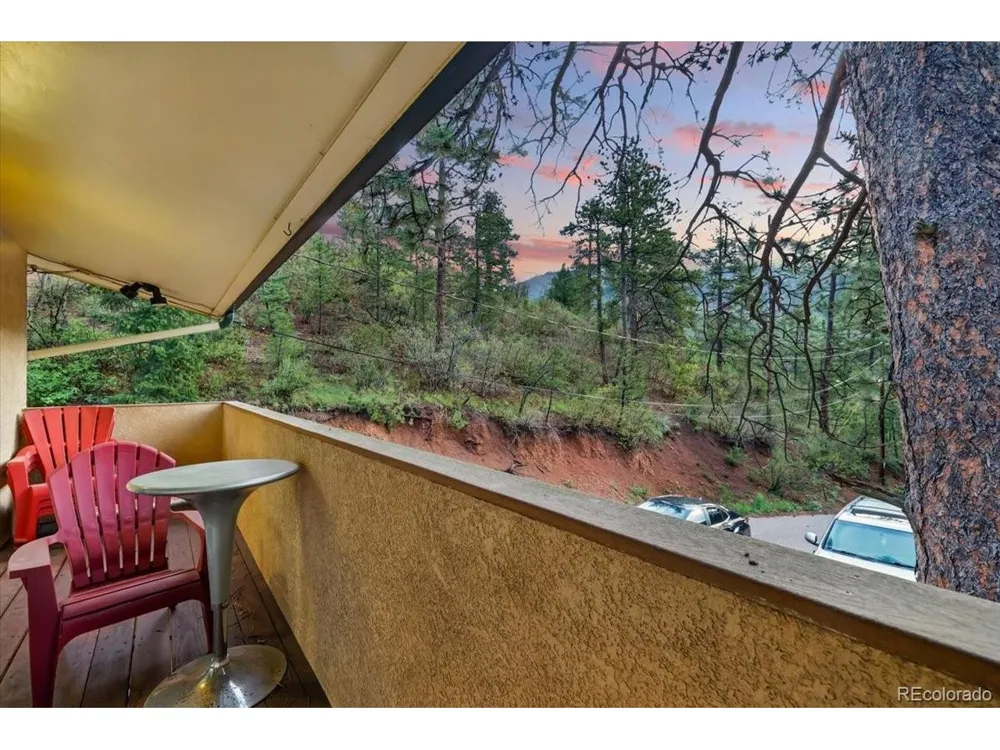 4840 Pikes Peak Hwy Cascade, CO 80809