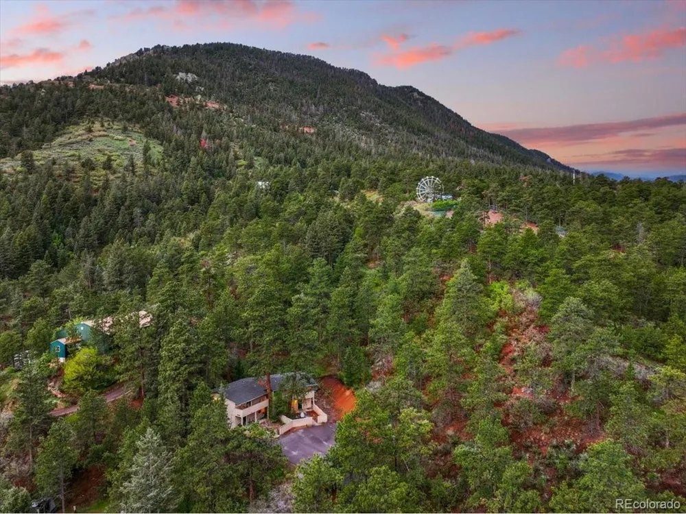 4840 Pikes Peak Hwy Cascade, CO 80809