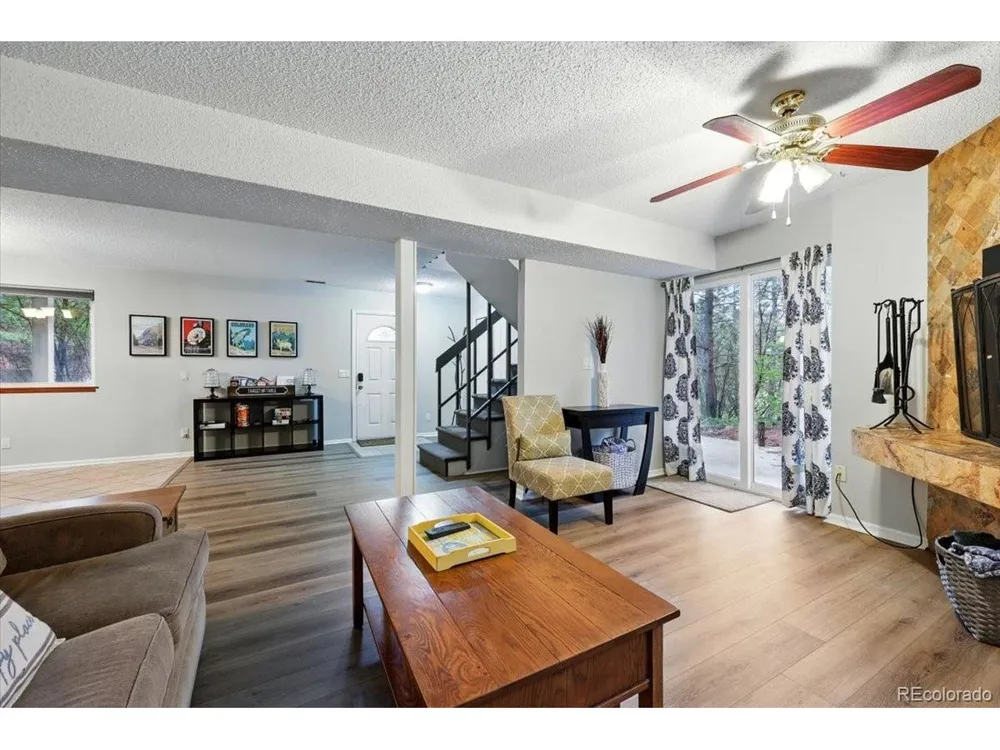 4840 Pikes Peak Hwy Cascade, CO 80809