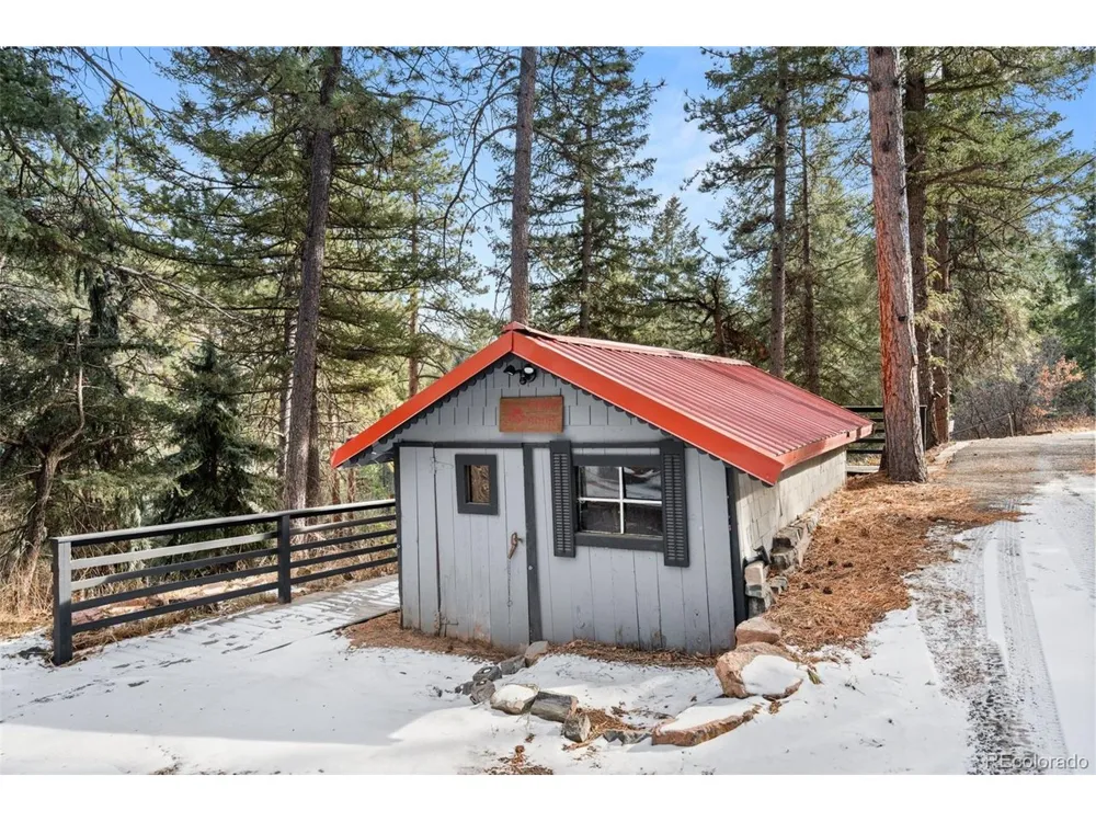 5704 Santa Clara Road Indian Hills, CO 80454