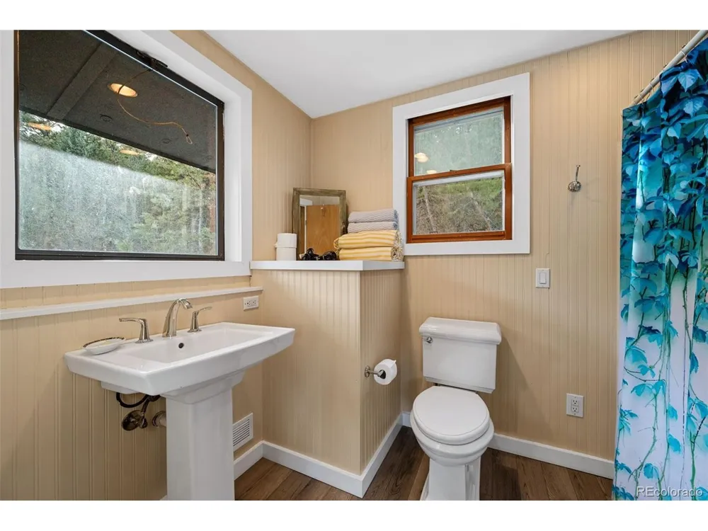 5704 Santa Clara Road Indian Hills, CO 80454