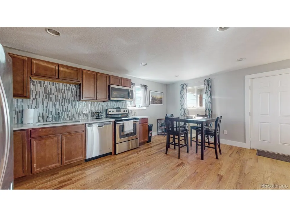 2881 W 65th Avenue Denver, CO 80221