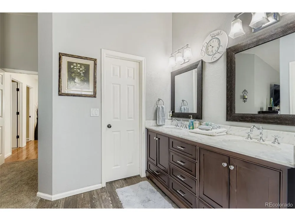 18984 E Oak Creek Way Parker, CO 80134