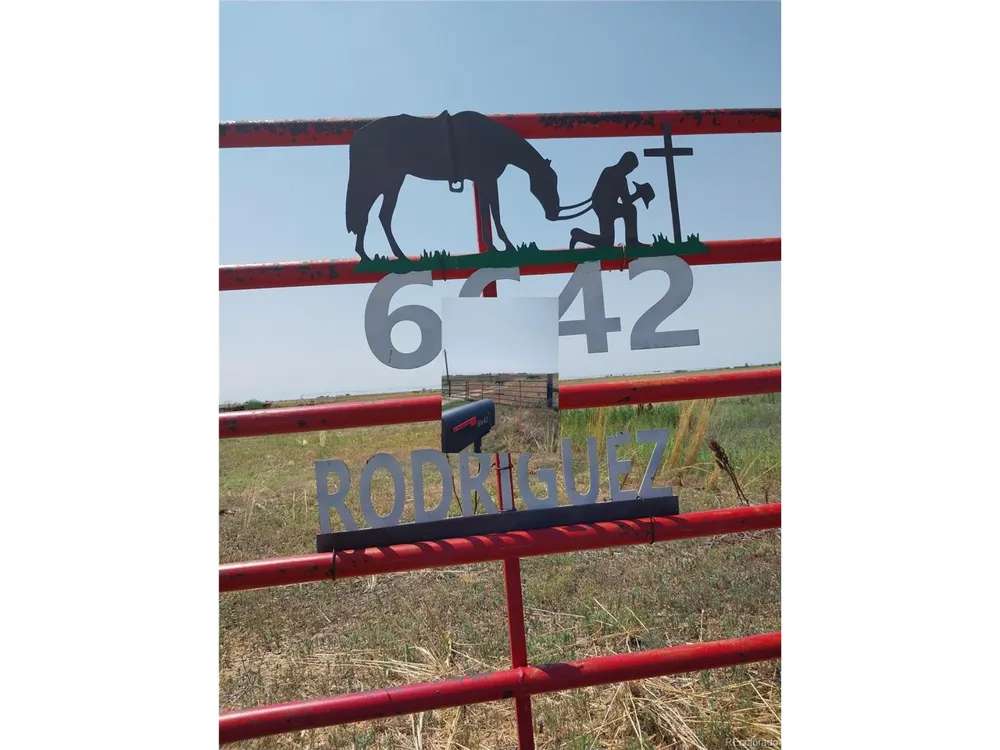 6642 CO RD I Wiggins, CO 80654