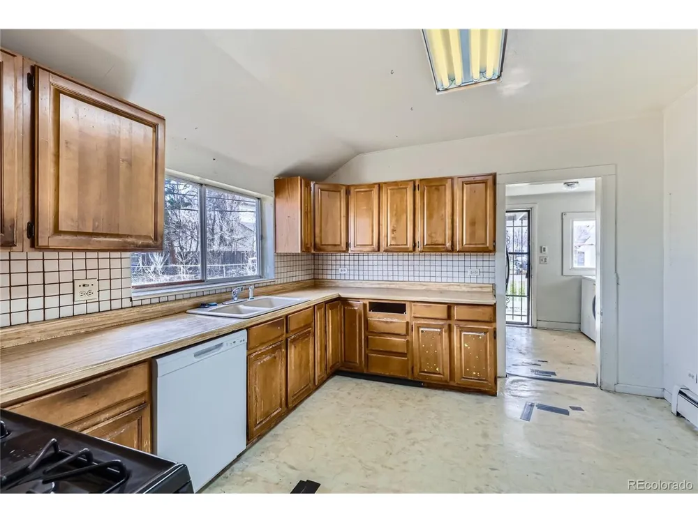 5300 Balsam Street Arvada, CO 80002
