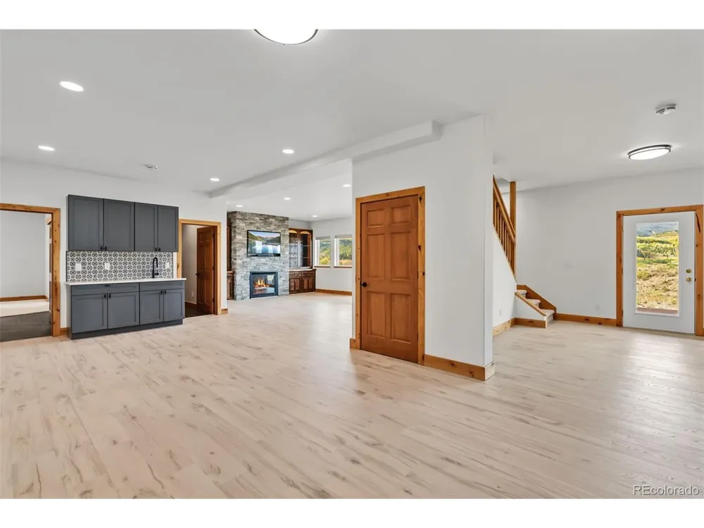 845 Elk Run Road Silverthorne, CO 80498