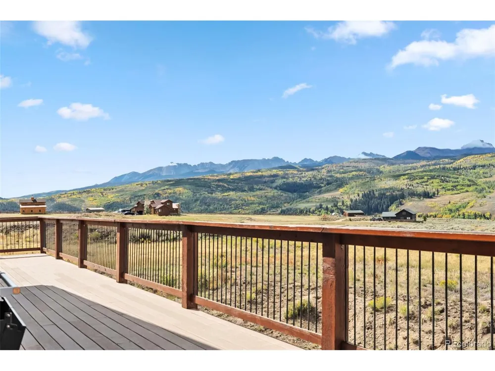845 Elk Run Road Silverthorne, CO 80498