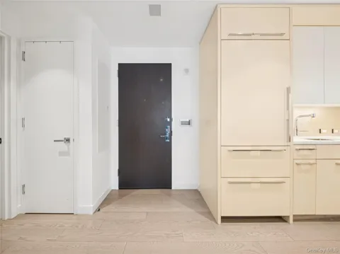 252 south Street #68K