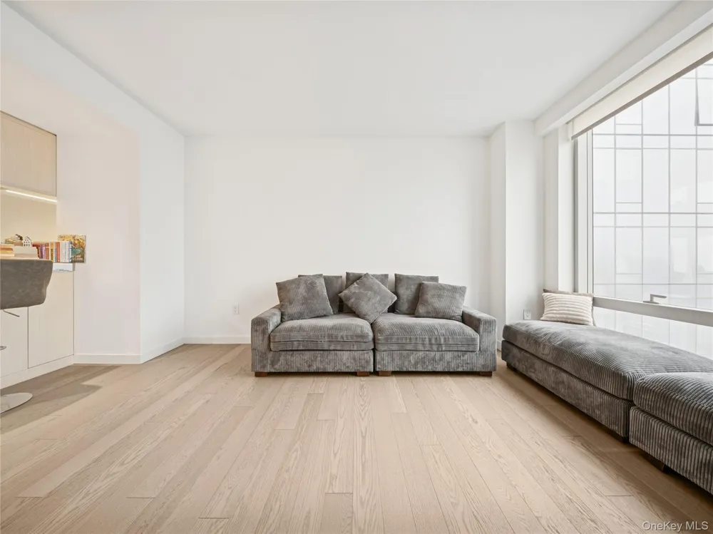 252 south Street #68K New York (Manhattan), NY 10002