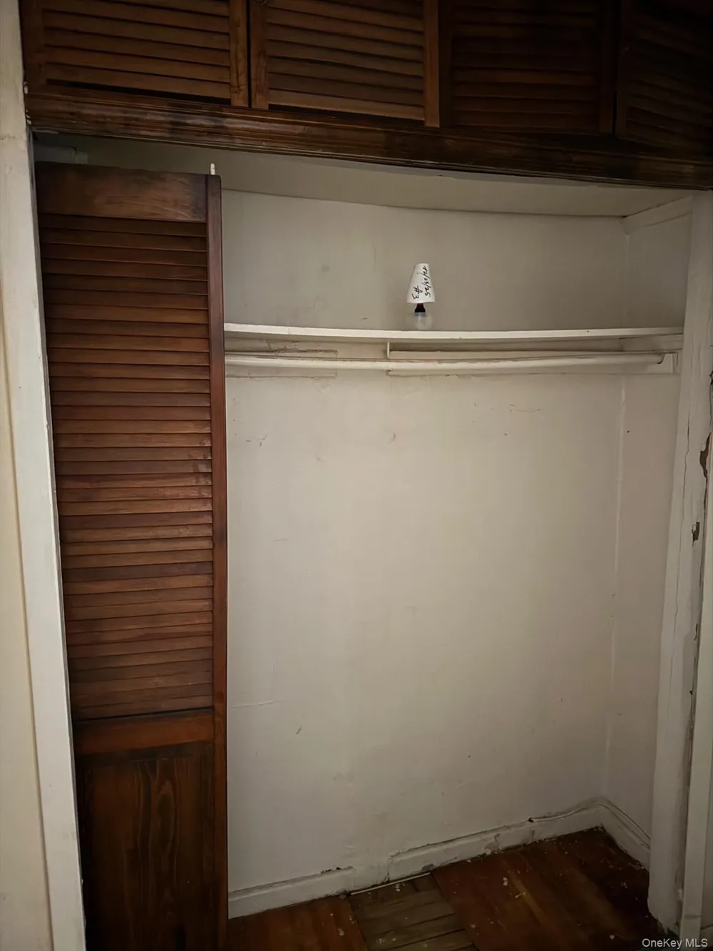 2156 Cruger Avenue #3L Bronx, NY 10462