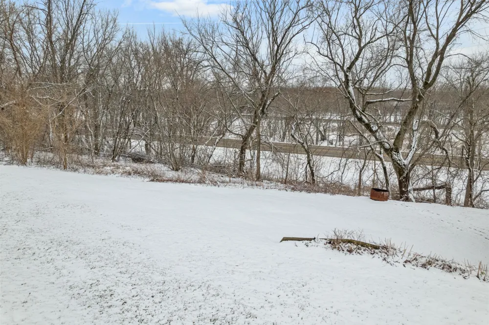 S2232 State Road 35 Alma, WI 54610