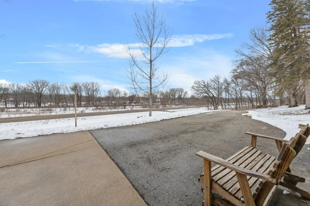 S2232 State Road 35 Alma, WI 54610