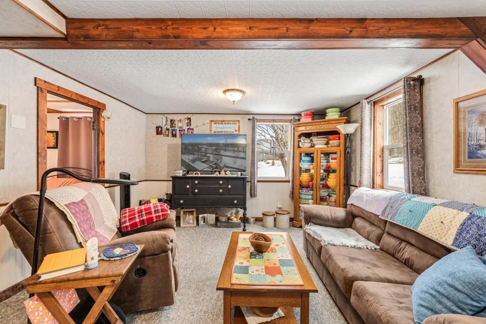 S2232 State Road 35 Alma, WI 54610