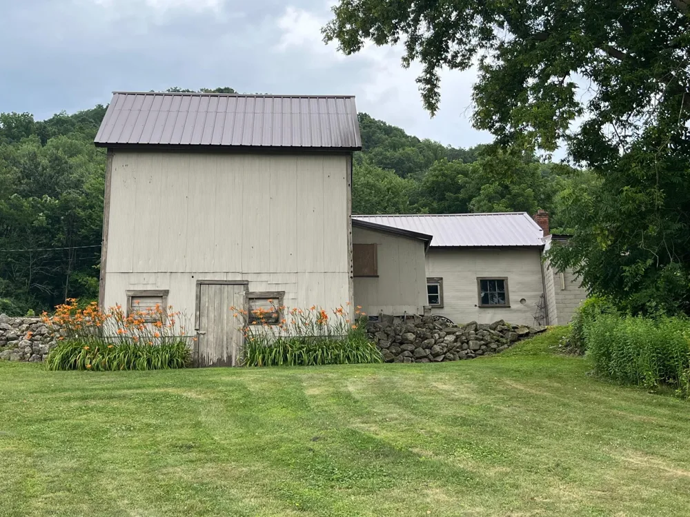 S2232 State Road 35 Alma, WI 54610