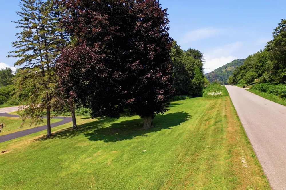 S2232 State Road 35 Alma, WI 54610