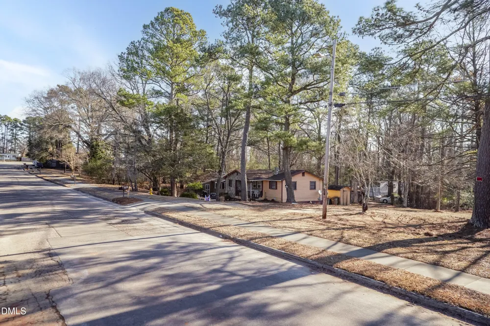 685 Allen Road Wake Forest, NC 27587