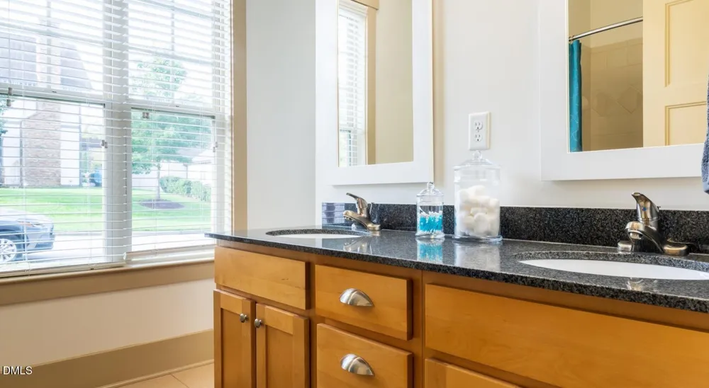 100 Ginkgo Trail #Columbia Chapel Hill, NC 27516