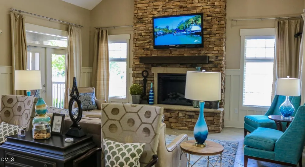 100 Ginkgo Trail #Columbia Chapel Hill, NC 27516
