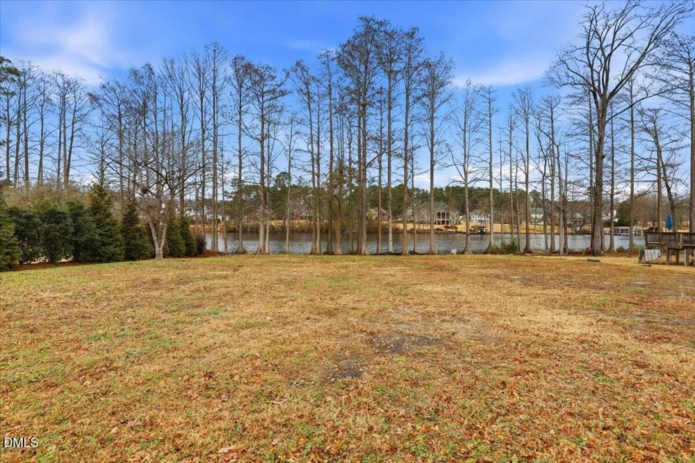 1100 S Lakeside Drive Four Oaks, NC 27524