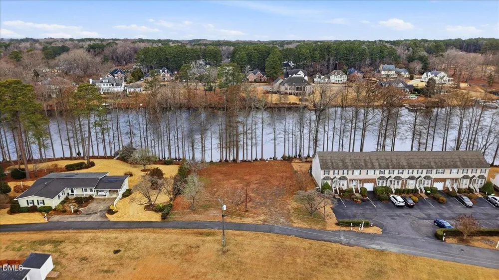 1100 S Lakeside Drive Four Oaks, NC 27524