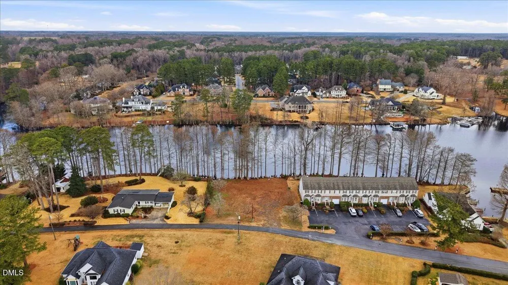 1100 S Lakeside Drive Four Oaks, NC 27524