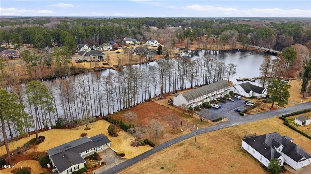 1100 S Lakeside Drive Four Oaks, NC 27524