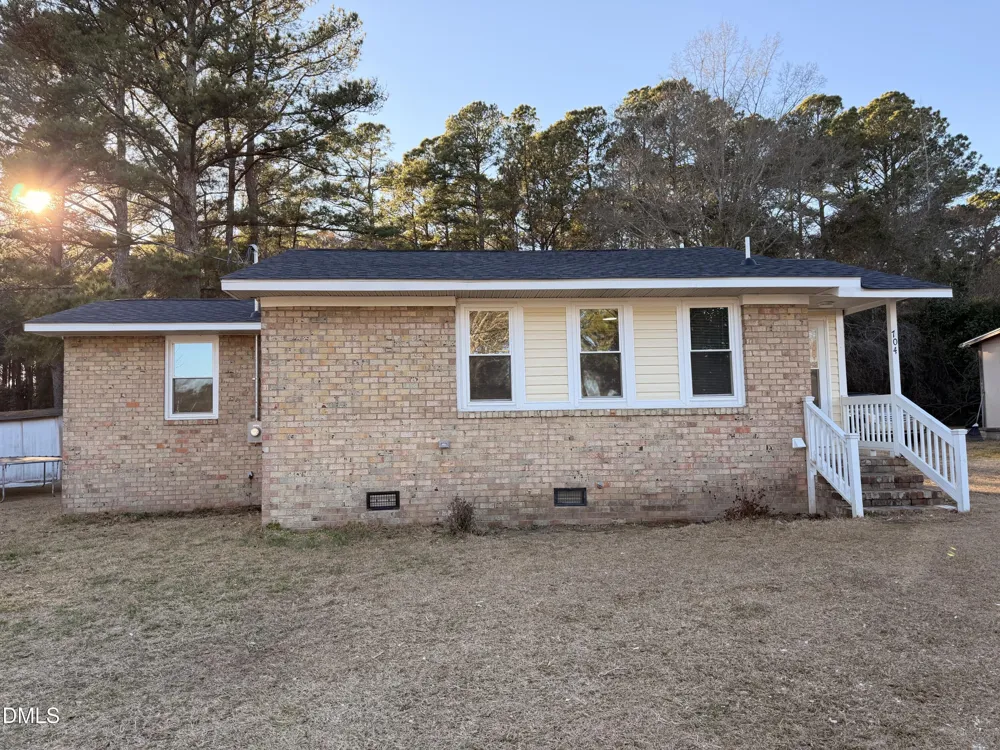 704 16th Street Erwin, NC 28339