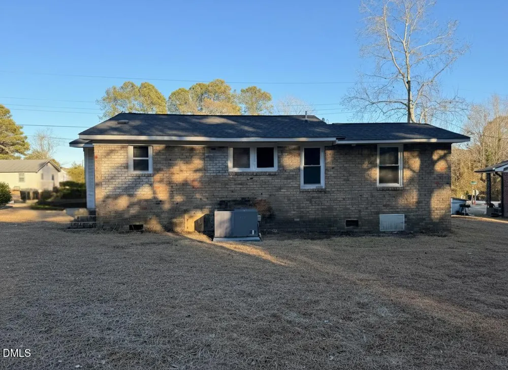 704 16th Street Erwin, NC 28339