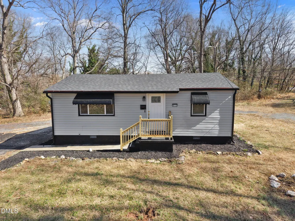 512 Glovinia Street Asheboro, NC 27203