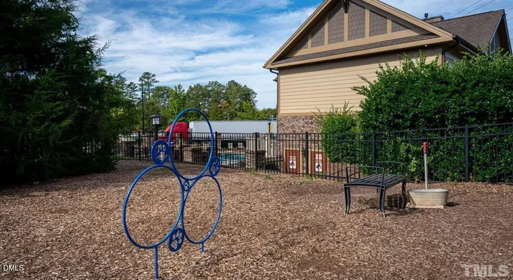300 Cosgrove Avenue #B5 Chapel Hill, NC 27514
