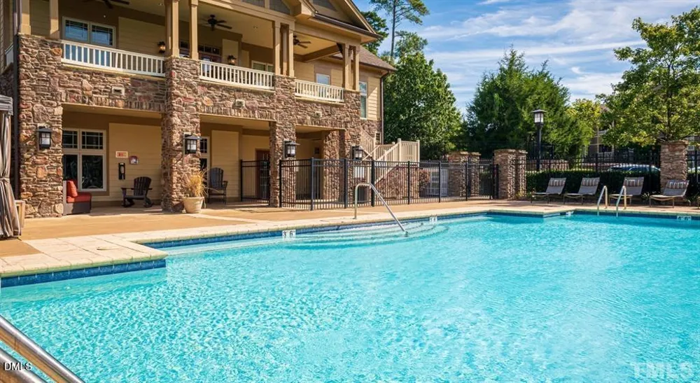 300 Cosgrove Avenue #B5 Chapel Hill, NC 27514