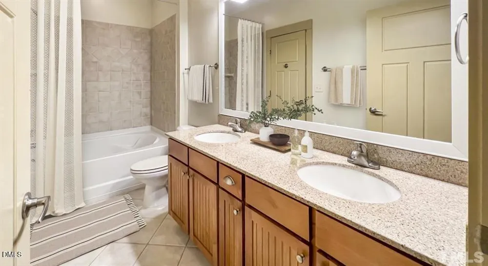 300 Cosgrove Avenue #B5 Chapel Hill, NC 27514