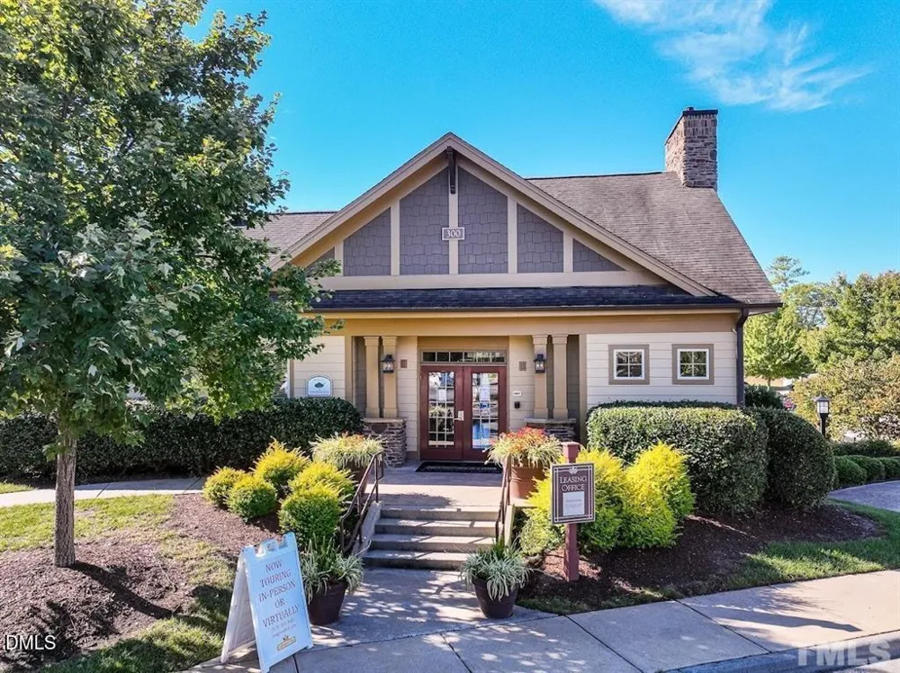 300 Cosgrove Avenue #B5 Chapel Hill, NC 27514