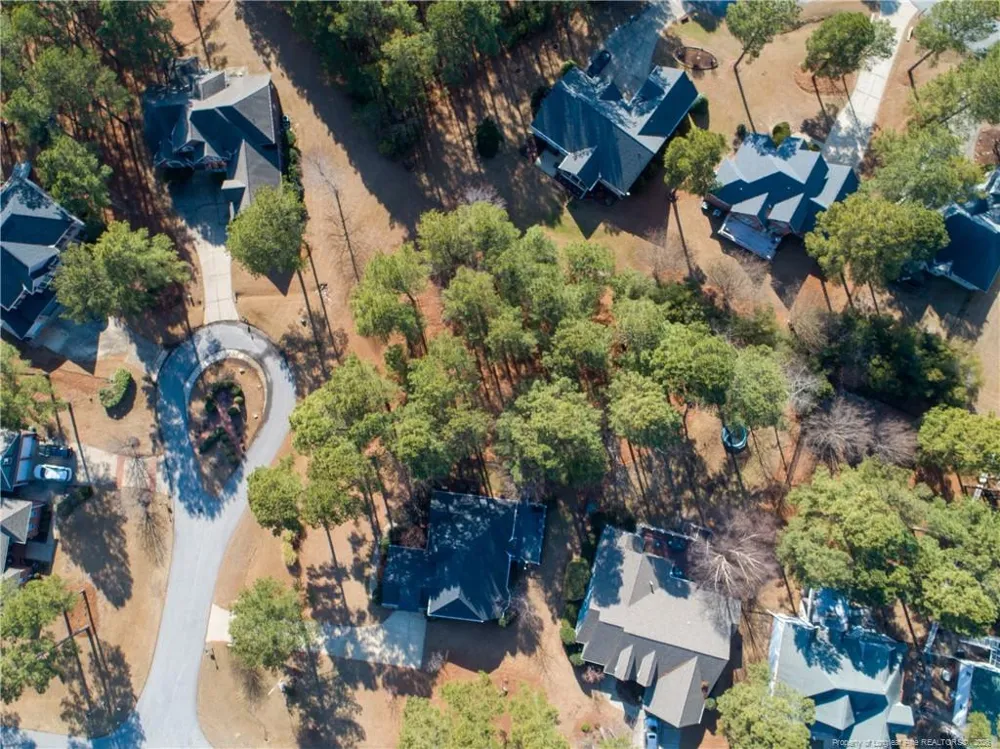 34 Old Pine Court Spring Lake, NC 28390