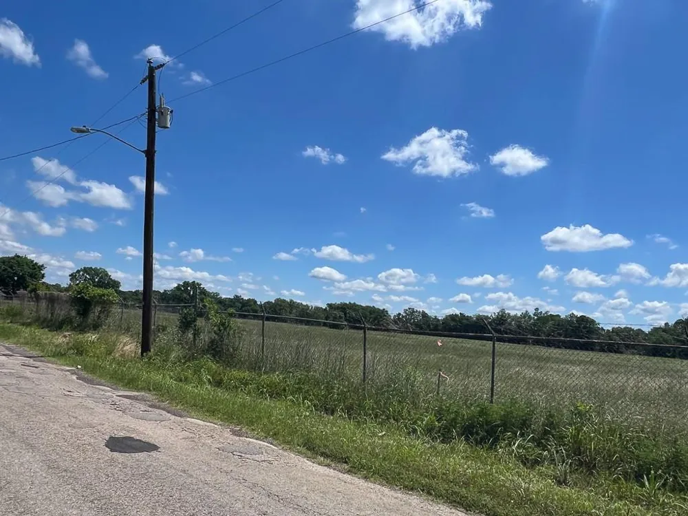 4 1st Street Crockett, TX 75835