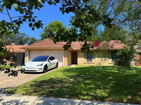 9430 Charter Ridge Drive