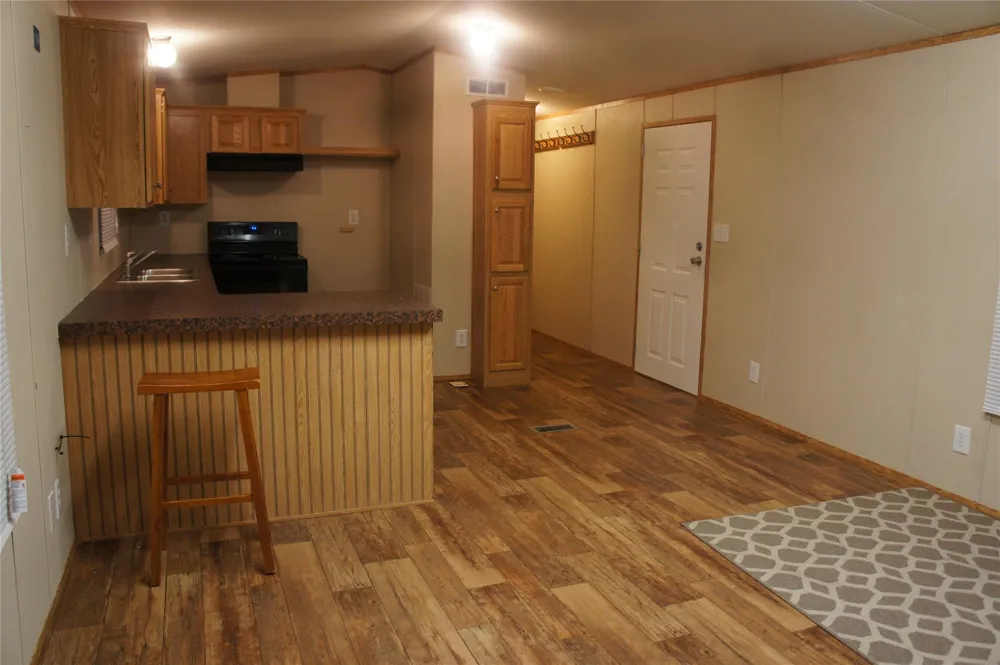 601 Clear Lake Road #A Highlands, TX 77562