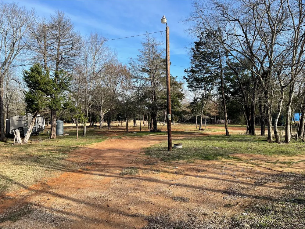 210 Fcr 521 Fairfield, TX 75840