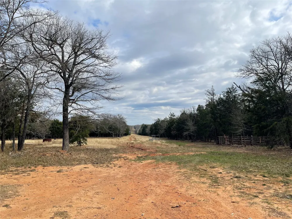 210 Fcr 521 Fairfield, TX 75840