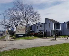 5625 Antoine Drive #317