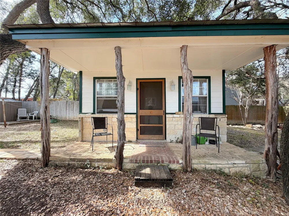 301 Canyon Edge Canyon Lake, TX 78133