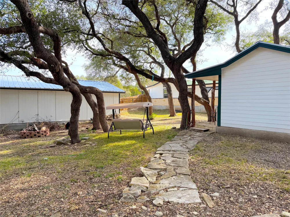 301 Canyon Edge Canyon Lake, TX 78133