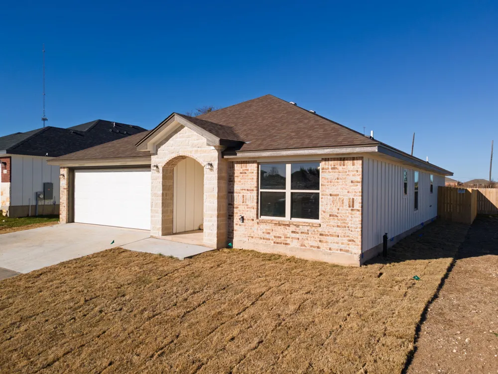 2123 Blackhawk Loop Belton, TX 76513