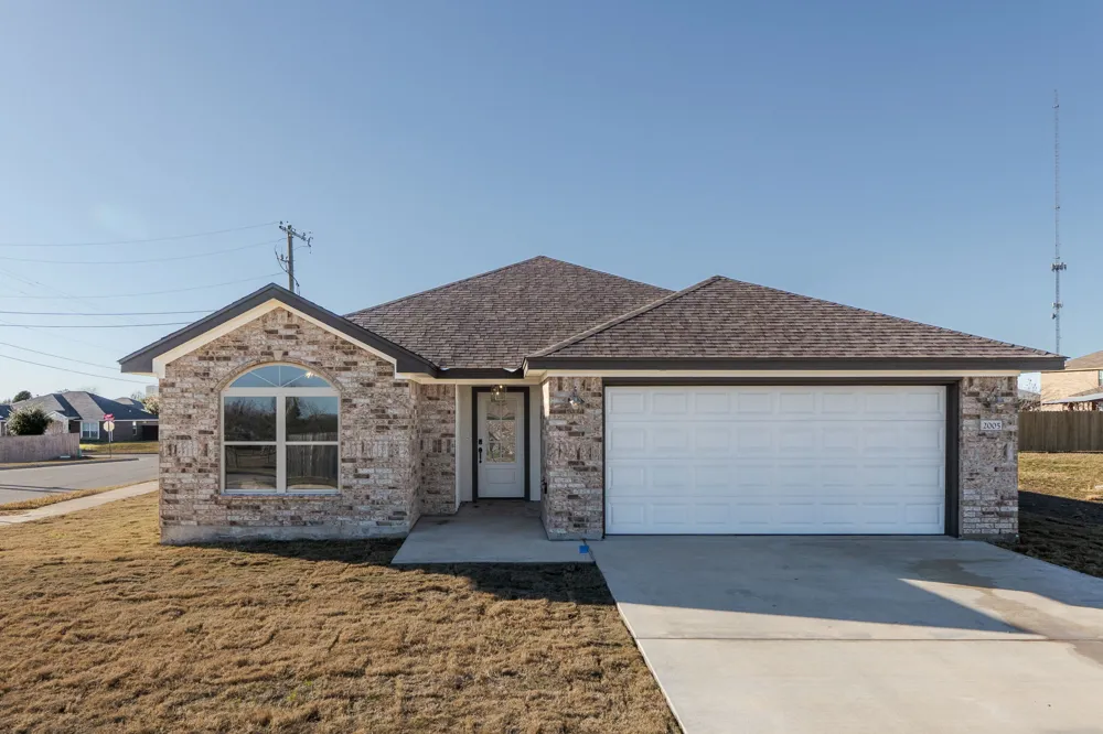 2005 Blackhawk Loop Belton, TX 76513