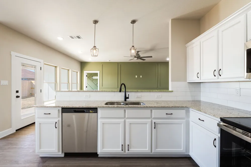 2005 Blackhawk Loop Belton, TX 76513