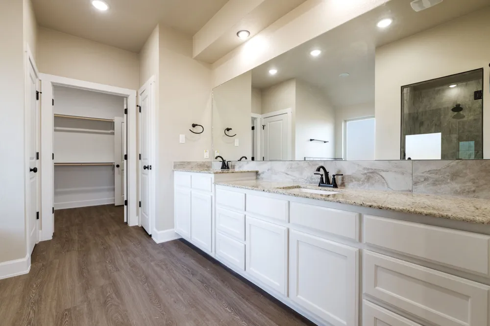 2005 Blackhawk Loop Belton, TX 76513